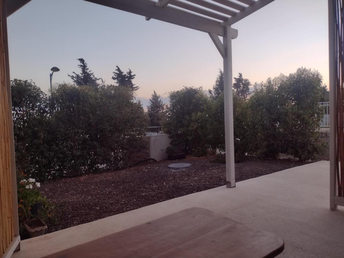 Ferienwohnung יער האלונים Ein Zivan Exterior foto